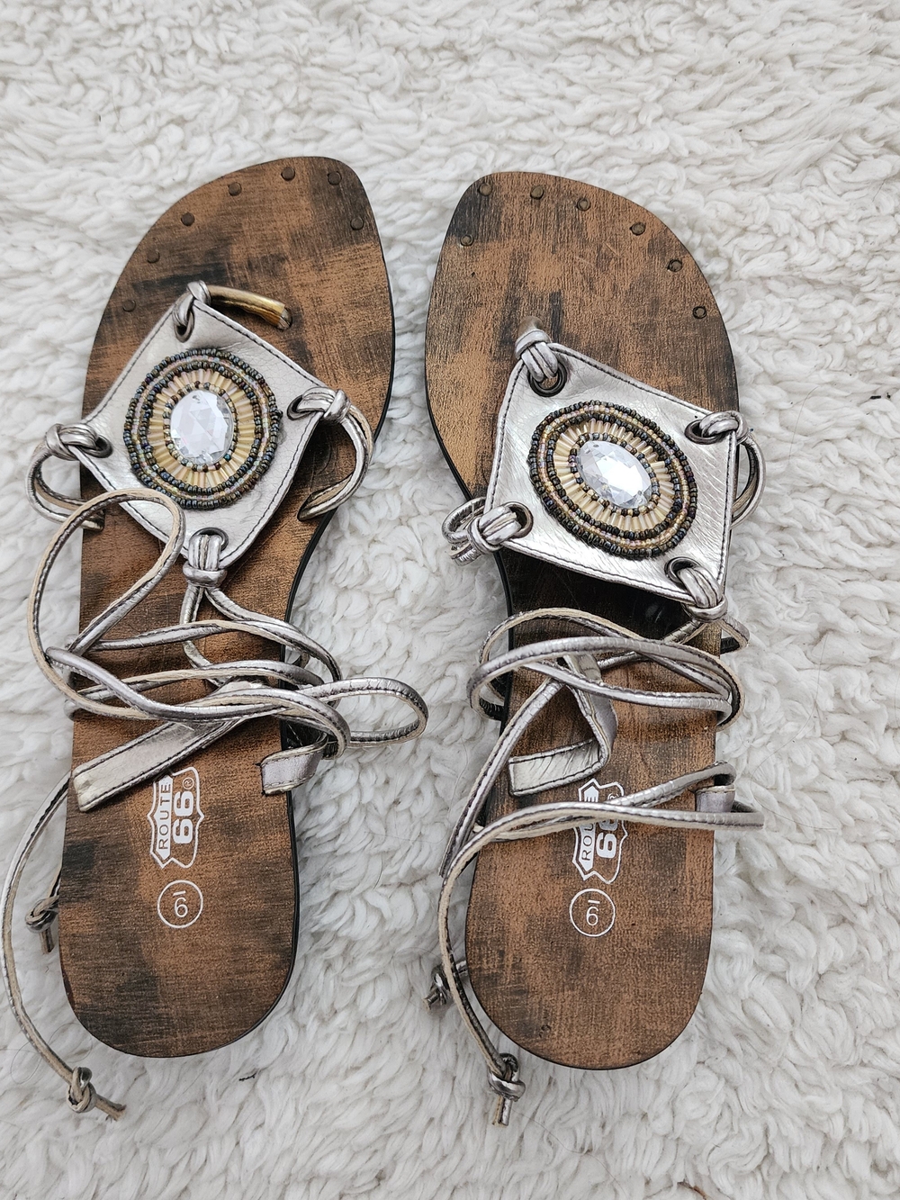 Route 66 Strappy Beaded Sandals Women 9 Silver Gladiators Boho Festival Western